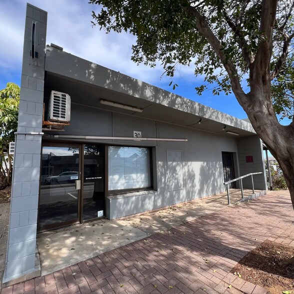 24 Beach Rd, CHRISTIES BEACH for lease - Building Photo - Image 3 of 4