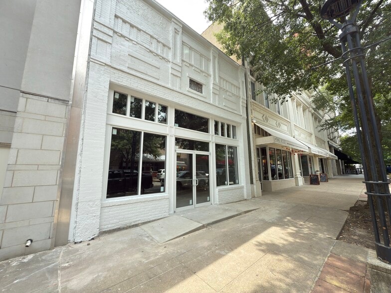 305 Main St, Little Rock, AR for lease - Building Photo - Image 2 of 4