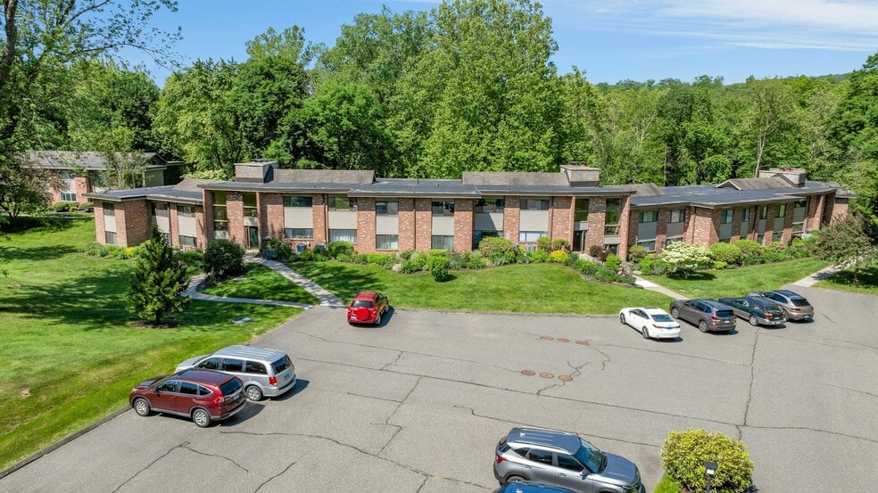1038-1056 Main St S, Woodbury, CT for sale - Building Photo - Image 1 of 1