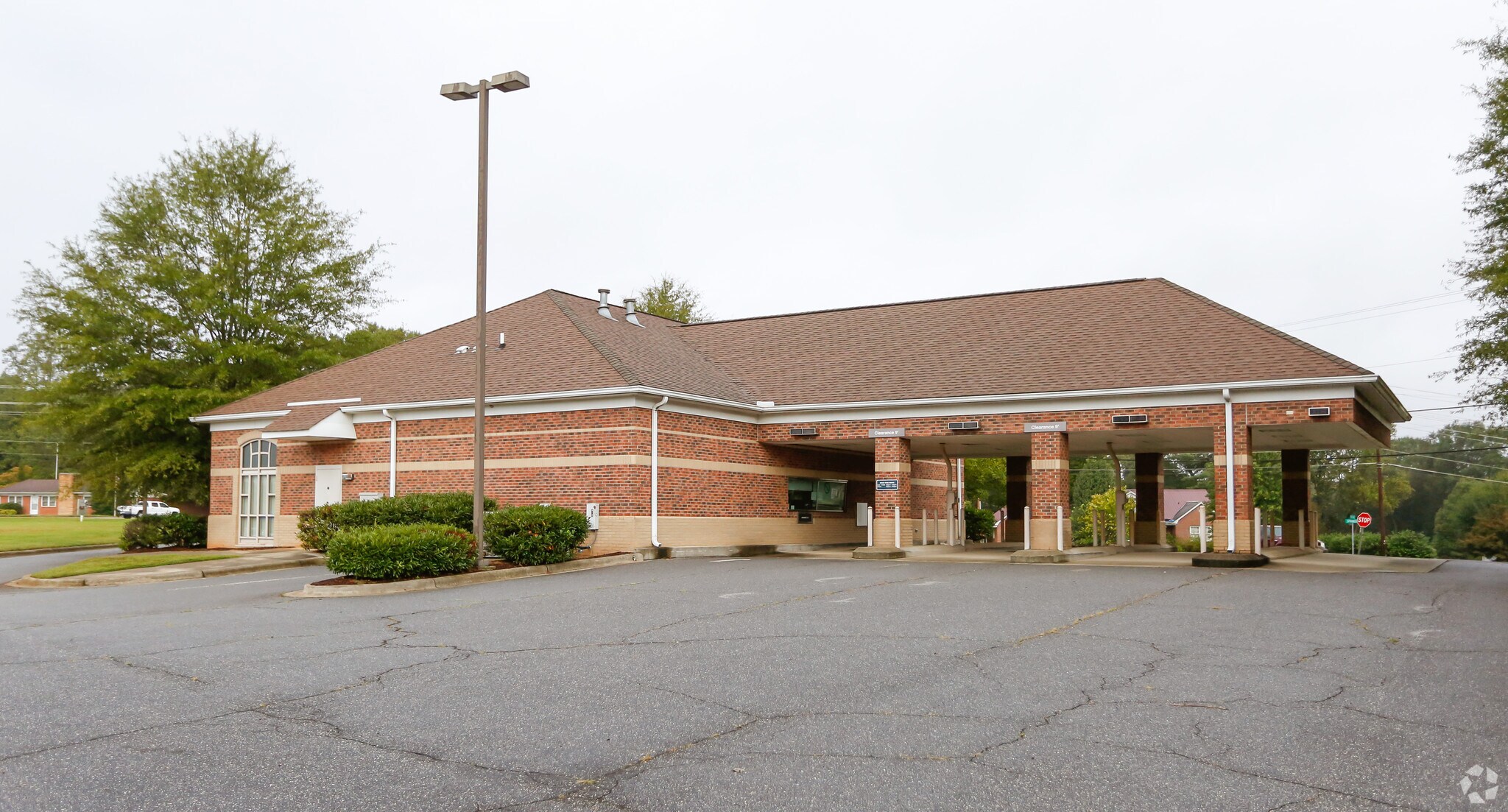 3244 Springs Rd NE, Hickory, NC for sale Primary Photo- Image 1 of 1