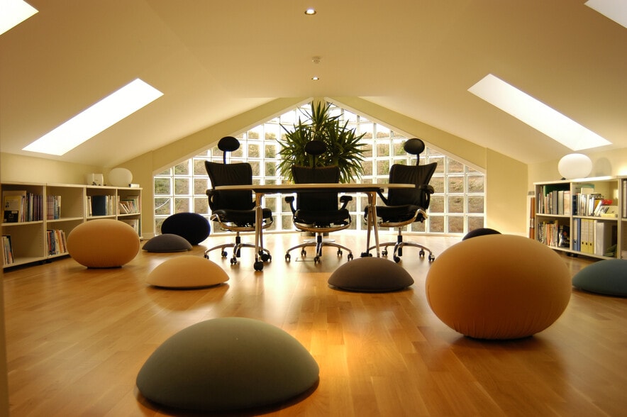 Aberdour, Aberdour for lease - Building Photo - Image 3 of 20