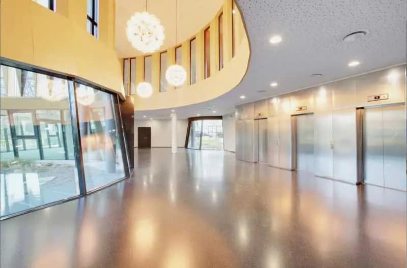 14 Mail Du Commandant Cousteau, Massy for sale - Lobby - Image 3 of 9