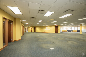 3802 Corporex Park Dr, Tampa, FL for lease Interior Photo- Image 2 of 9