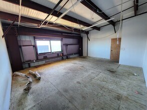 48 Ulupono St, Lahaina, HI for lease Interior Photo- Image 2 of 11