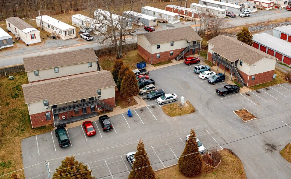 1520 Diuguid Dr, Murray, KY for sale - Building Photo - Image 1 of 1