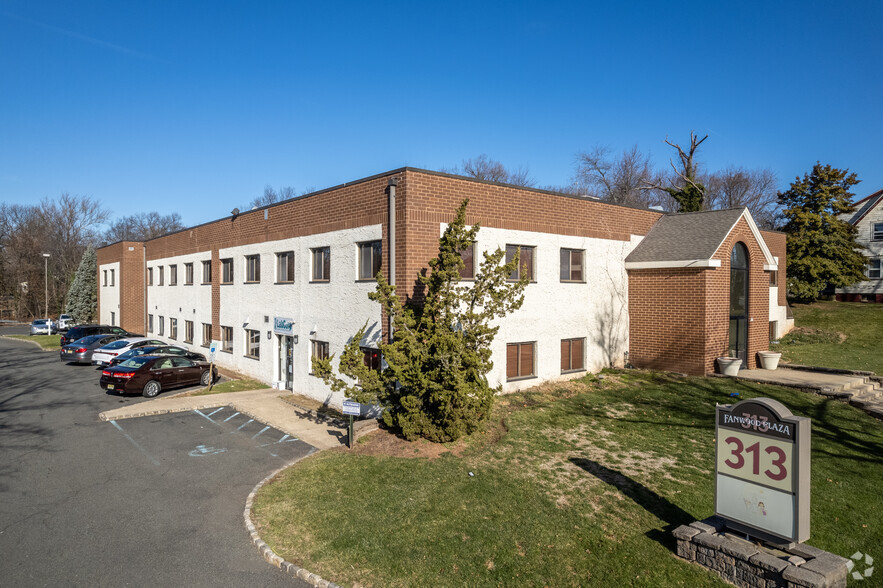 313 South Ave, Fanwood, NJ for sale - Building Photo - Image 1 of 1