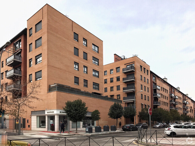 Avenida Libertad, Alcorcón, Madrid for lease - Primary Photo - Image 1 of 3