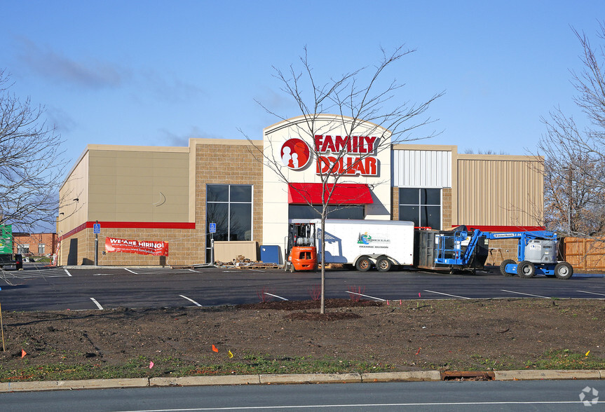 713 Faxon Rd, Norwood Young America, MN for sale - Primary Photo - Image 1 of 1