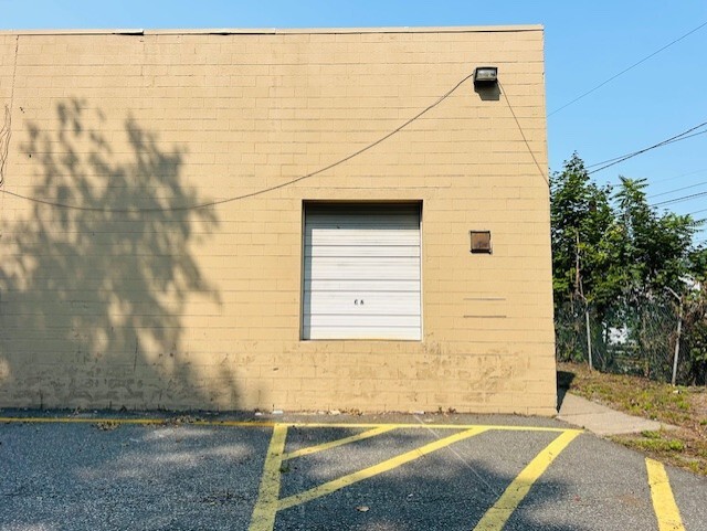 39 E Hanover Ave, Morristown, NJ for lease - Primary Photo - Image 1 of 8