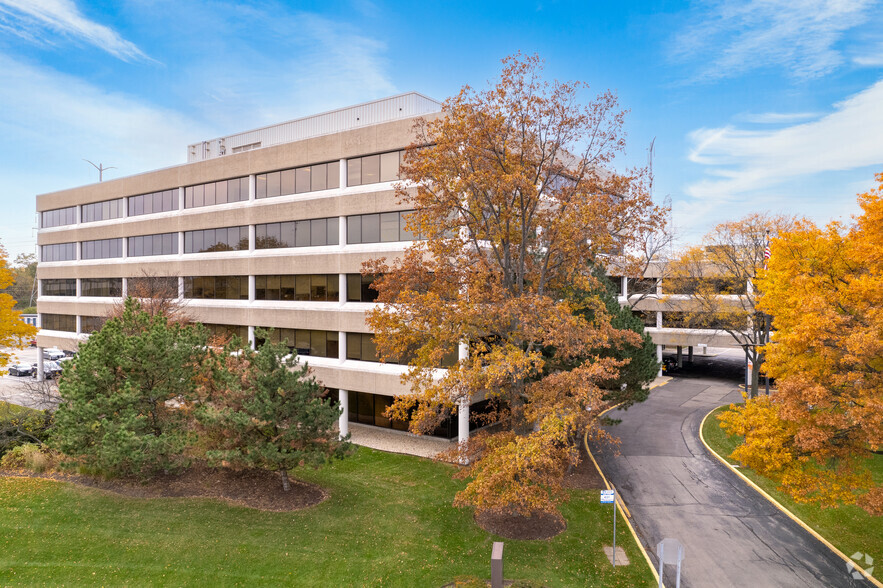 1 Northfield Plz, Northfield, IL for lease - Building Photo - Image 1 of 24