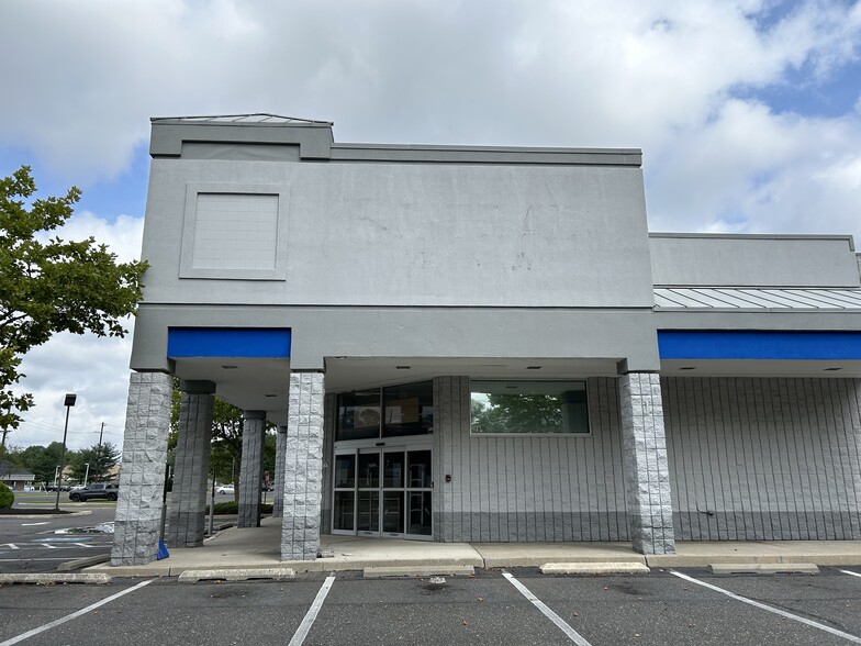 7835 Maple Ave, Pennsauken, NJ for lease - Building Photo - Image 2 of 3