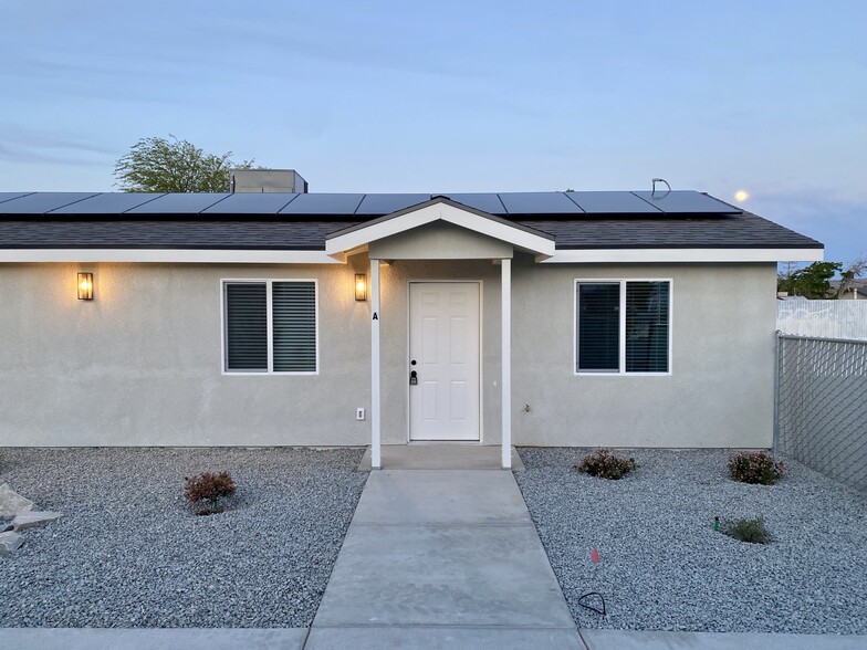 332 ROBERTSON, Ridgecrest, CA for sale - Building Photo - Image 1 of 18