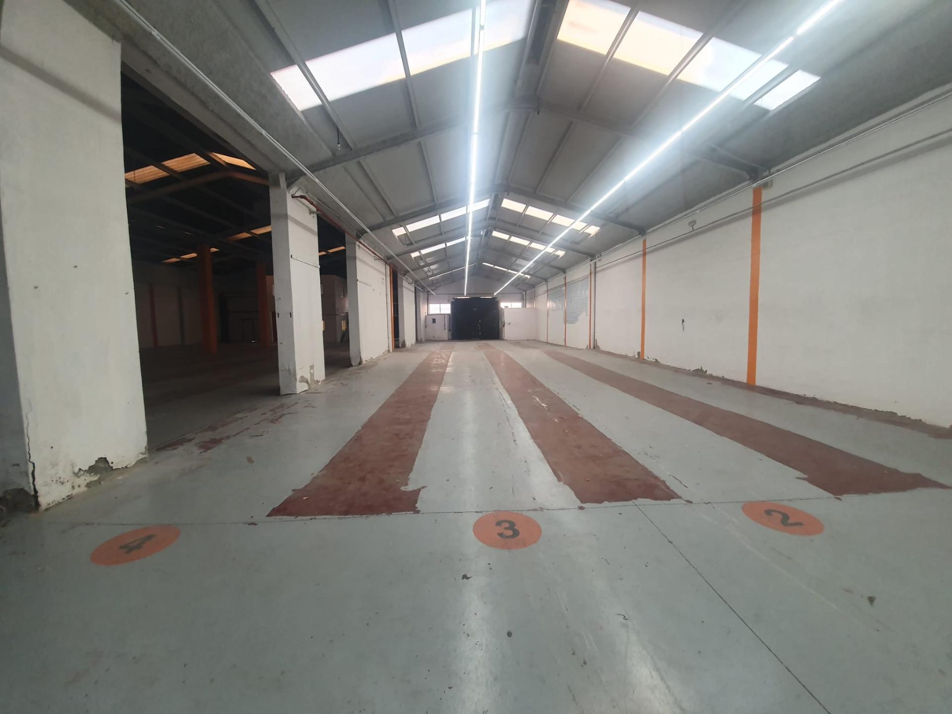 Industrial in SEVILLA for lease Building Photo- Image 1 of 17