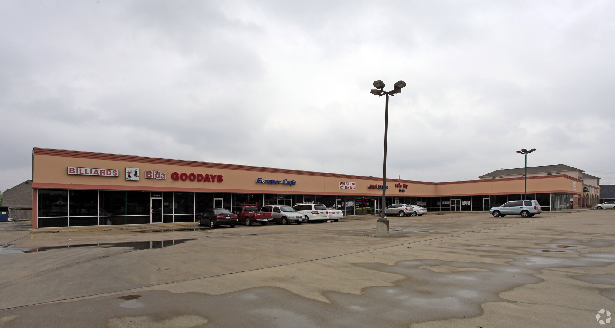 13442 Bellaire Blvd, Houston, TX for lease Primary Photo- Image 1 of 4