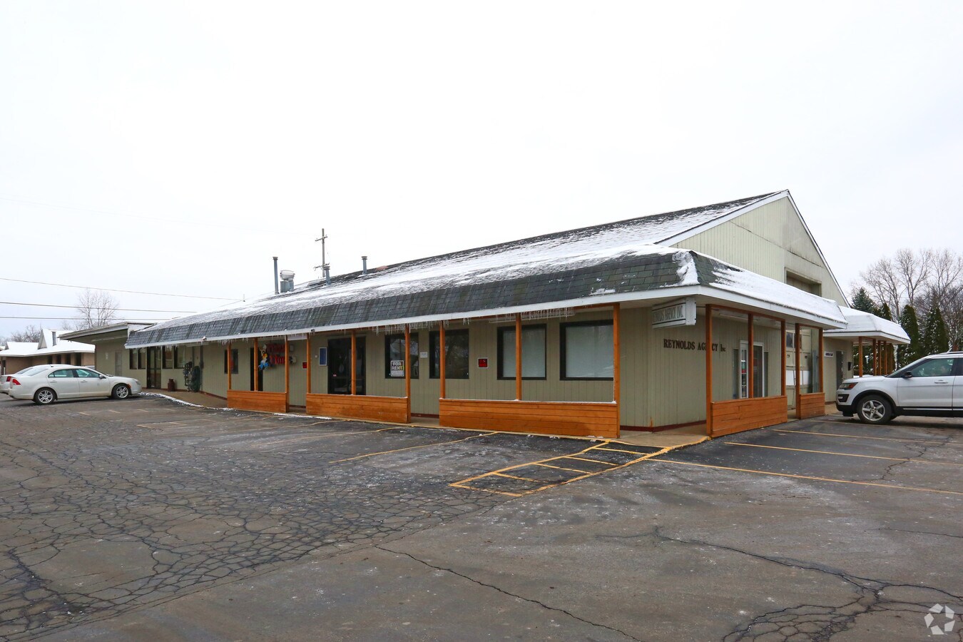 131 N Lake St, Grass Lake, MI 49240