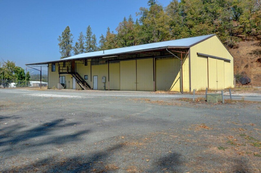 301 Haines Ln, Merlin, OR for sale - Primary Photo - Image 1 of 1