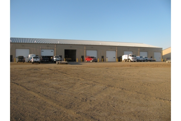 5051 Owan Industrial Park Dr, Williston, ND for lease - Primary Photo - Image 1 of 8