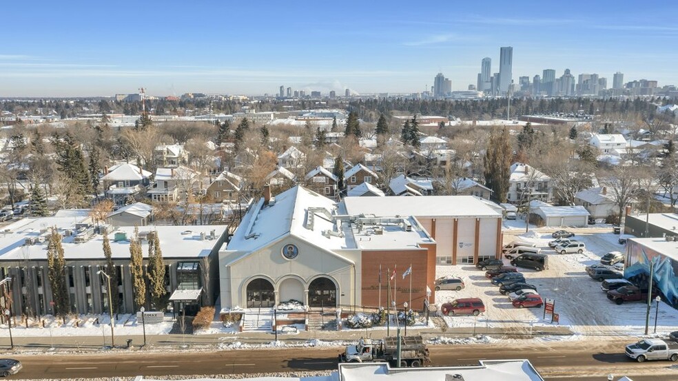 10831 124th St NW, Edmonton, AB for sale - Building Photo - Image 1 of 17