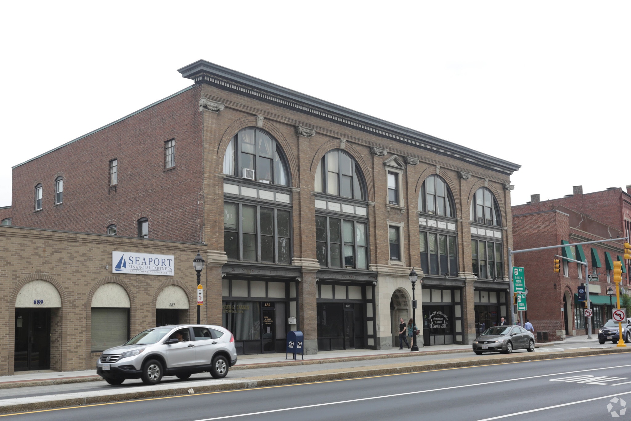 677-685 Main St, Waltham, MA for lease Building Photo- Image 1 of 9