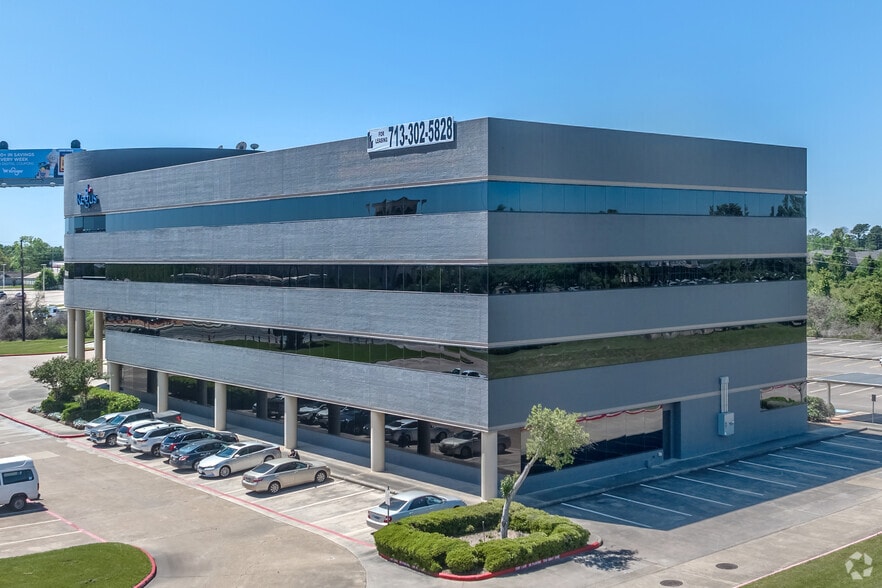 8300 FM 1960 Rd W, Houston, TX for lease - Building Photo - Image 2 of 12