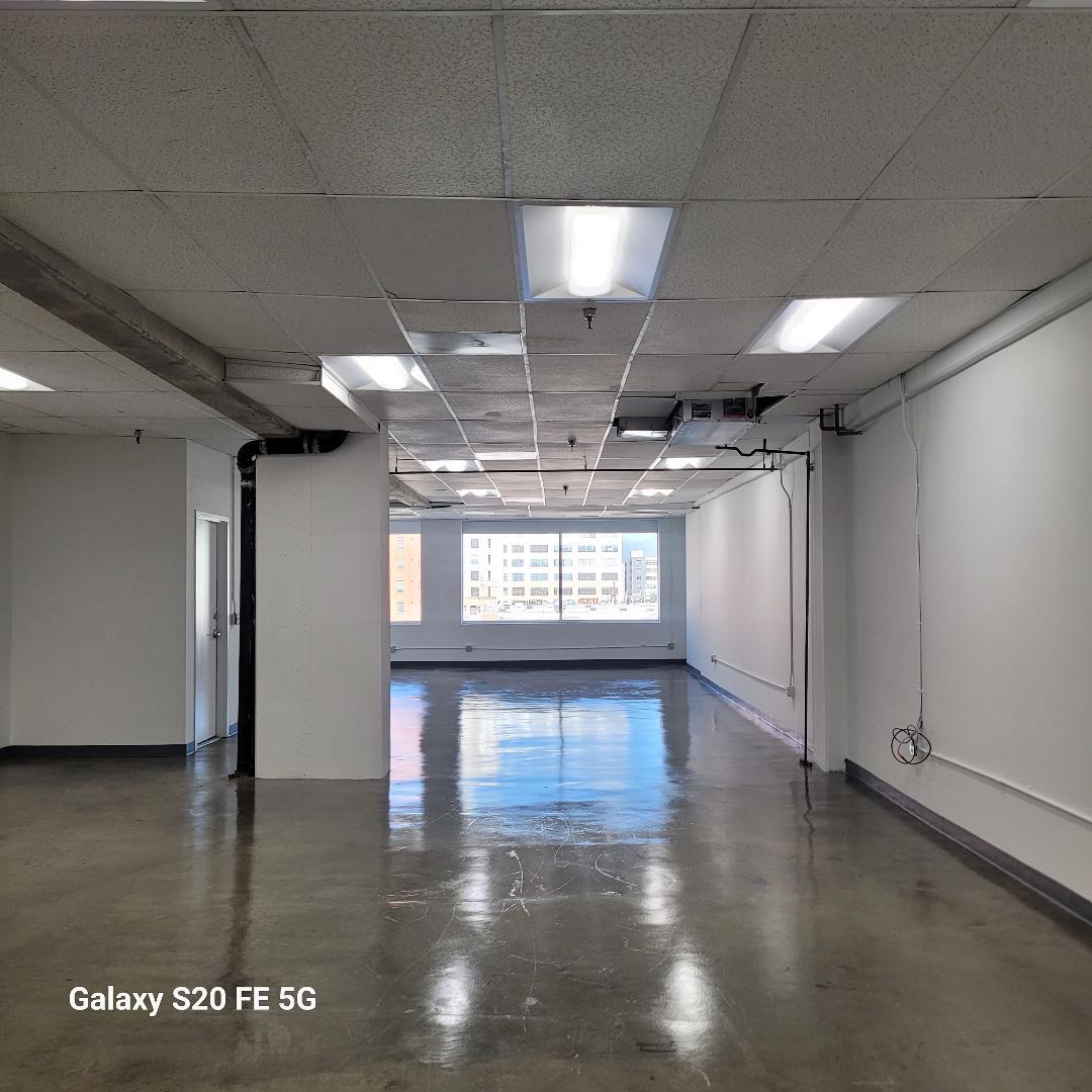 210 E Olympic Blvd, Los Angeles, CA for lease Building Photo- Image 1 of 5