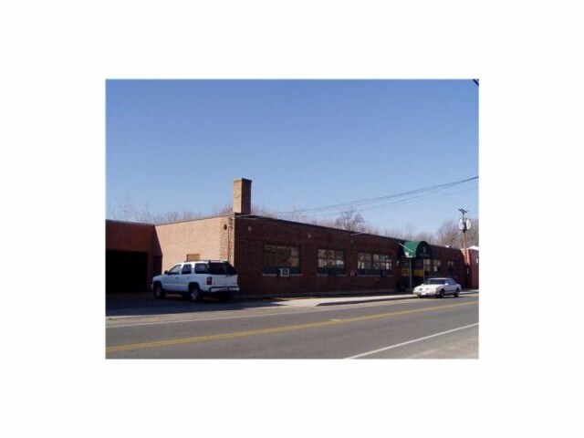 58 Waterman Ave, North Providence, RI for sale - Primary Photo - Image 1 of 1