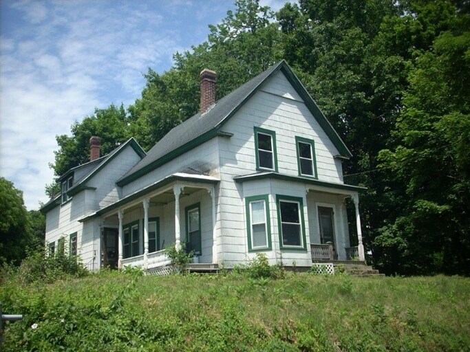 46 High St, Derry, NH for sale Primary Photo- Image 1 of 1