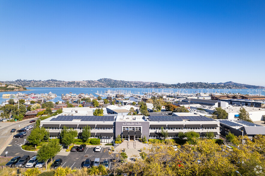 3030 Bridgeway, Sausalito, CA for lease - Building Photo - Image 2 of 21