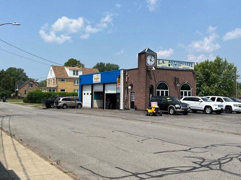 1271 Abbott Rd, Buffalo, NY for sale - Building Photo - Image 1 of 1