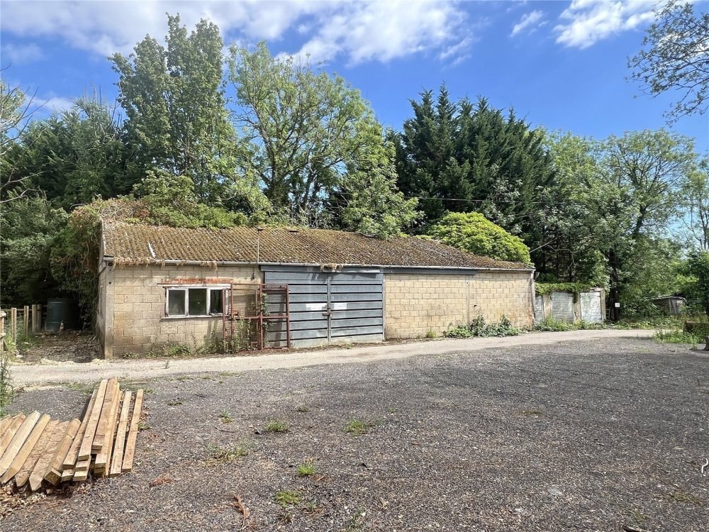 Scratchings Lane, Billingshurst for sale Primary Photo- Image 1 of 1