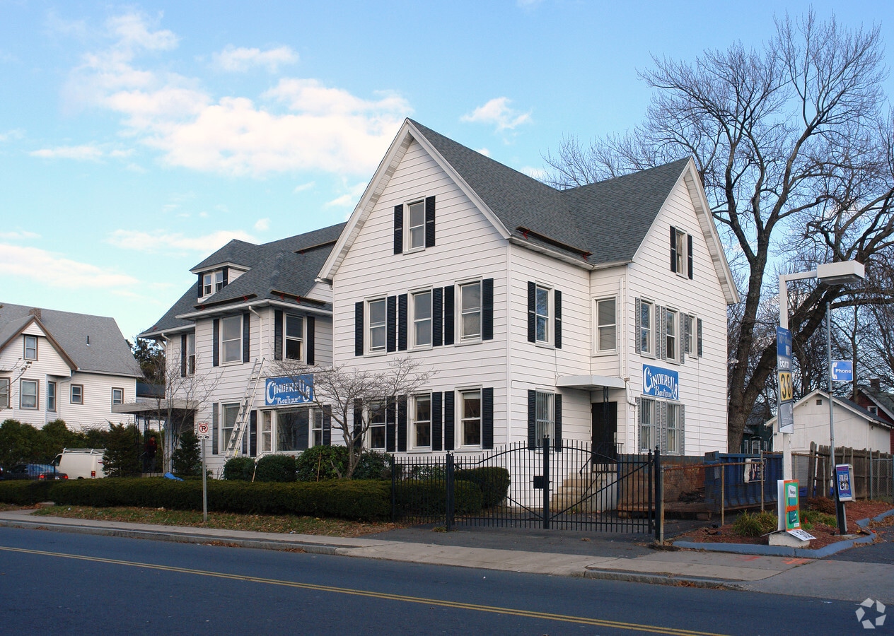 1620 Sisson Ave, Hartford, CT 06106