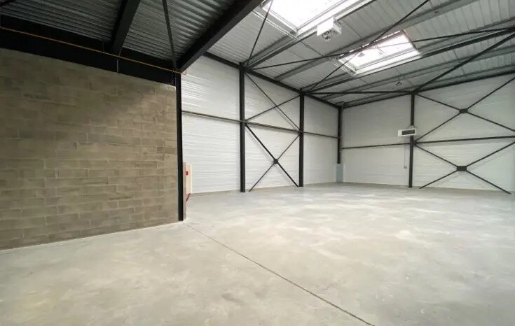 Flex in Persan for sale - Building Photo - Image 3 of 8