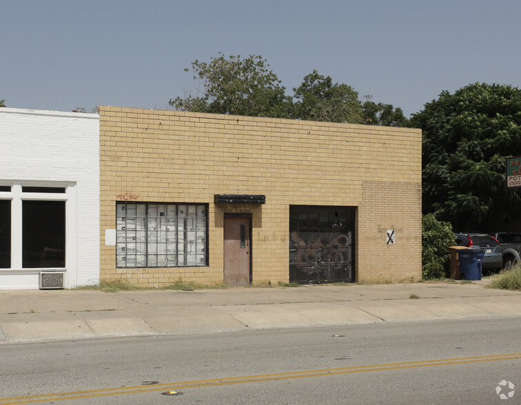 4626 Burnet Rd, Austin, TX for lease - Building Photo - Image 2 of 2