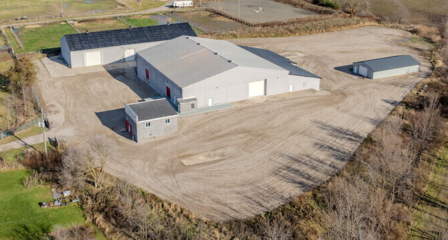 More details for 140 Elizabeth St, Lambton Shores, ON - Industrial for Lease