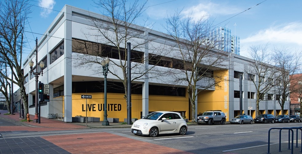 619 SW 11th Ave, Portland, OR for sale - Primary Photo - Image 1 of 1