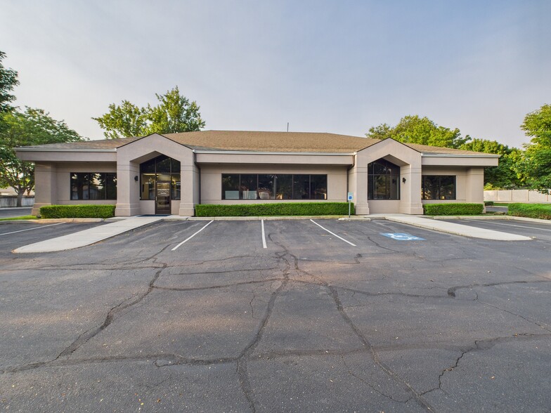 1110 N Five Mile Rd, Boise, ID for sale - Building Photo - Image 3 of 32