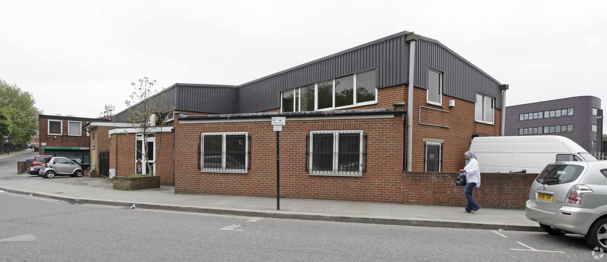 1-31 Elkstone Rd, London for sale Primary Photo- Image 1 of 1