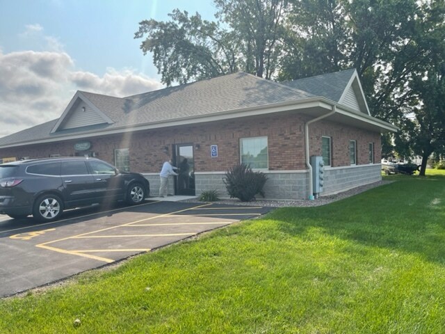 785 Scheuring Rd, De Pere, WI for sale Primary Photo- Image 1 of 1