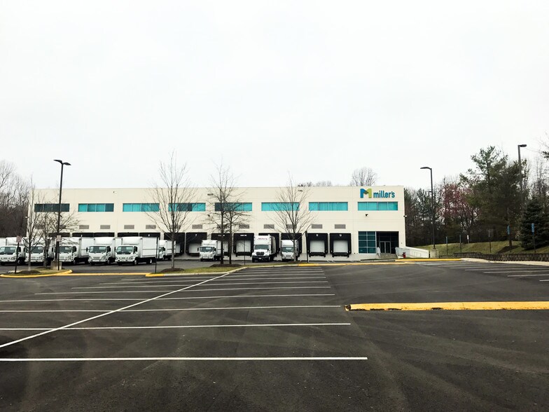 8600 Cinder Bed Rd, Lorton, VA 22079 | LoopNet