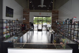 1101 Nashville Pike, Gallatin, TN for lease Interior Photo- Image 2 of 6