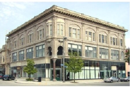 914 S Eighth St, Manitowoc, WI for sale - Primary Photo - Image 1 of 1