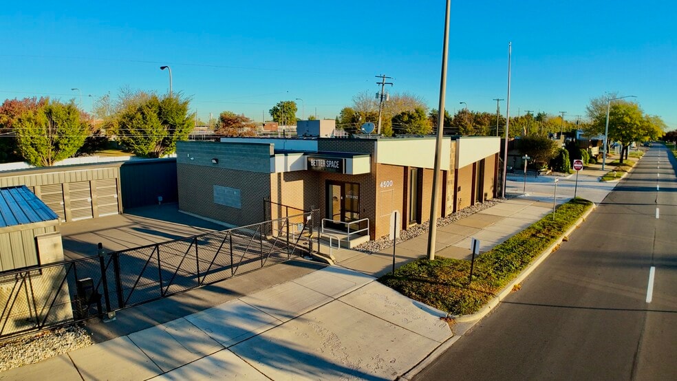 4500 Biddle Ave, Wyandotte, MI for sale - Building Photo - Image 3 of 12