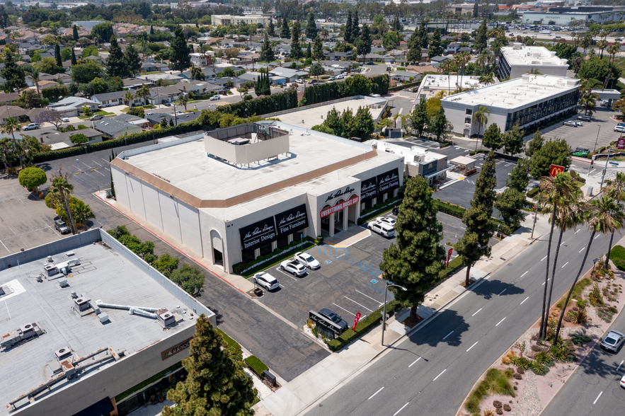 3089 Bristol St, Costa Mesa, CA for sale - Building Photo - Image 1 of 1