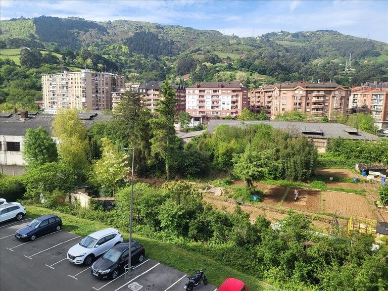 Kalea Juan Sebastián Elcano, U.21, VALLE DE TRÁPAGA, Vizcaya for sale - Building Photo - Image 3 of 16