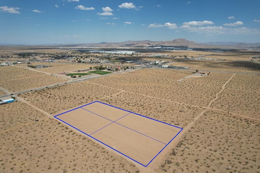 21 Palm St Palm St, Adelanto, CA for sale - Building Photo - Image 2 of 18