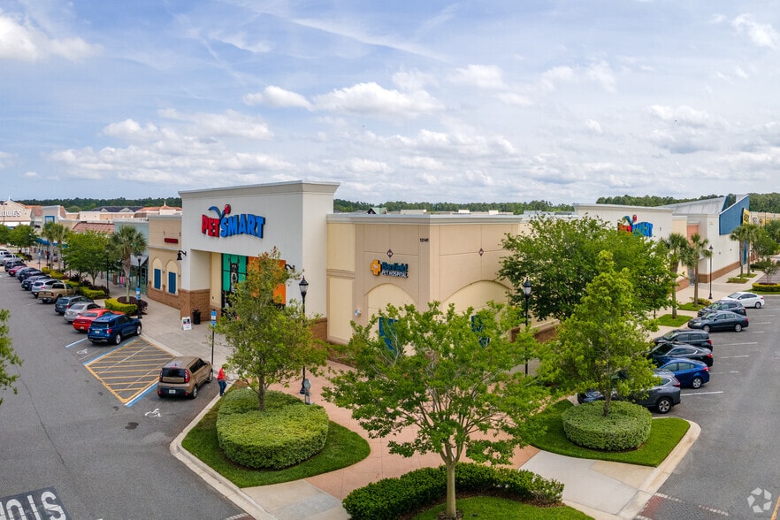 13141 City Station Dr, Jacksonville, FL for lease - Building Photo - Image 2 of 4