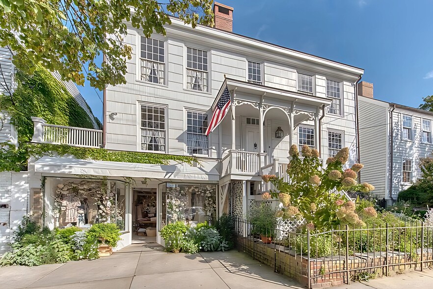 117 Main St, Sag Harbor, NY for sale - Building Photo - Image 1 of 24