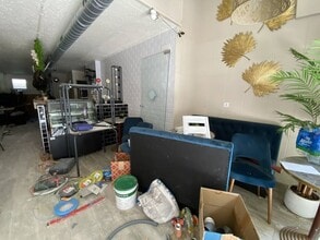 Retail in Barcelona, Barcelona for lease Interior Photo- Image 1 of 4