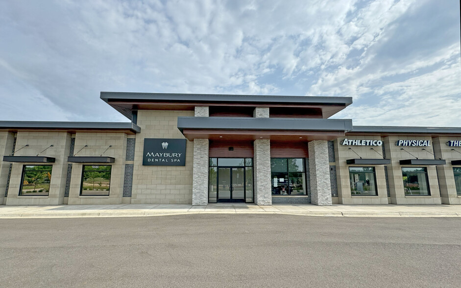 40820 7 Mile Rd, Northville, MI for lease - Building Photo - Image 1 of 9