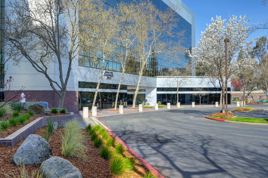 1435 River Park Dr, Sacramento, CA for lease - Building Photo - Image 1 of 20